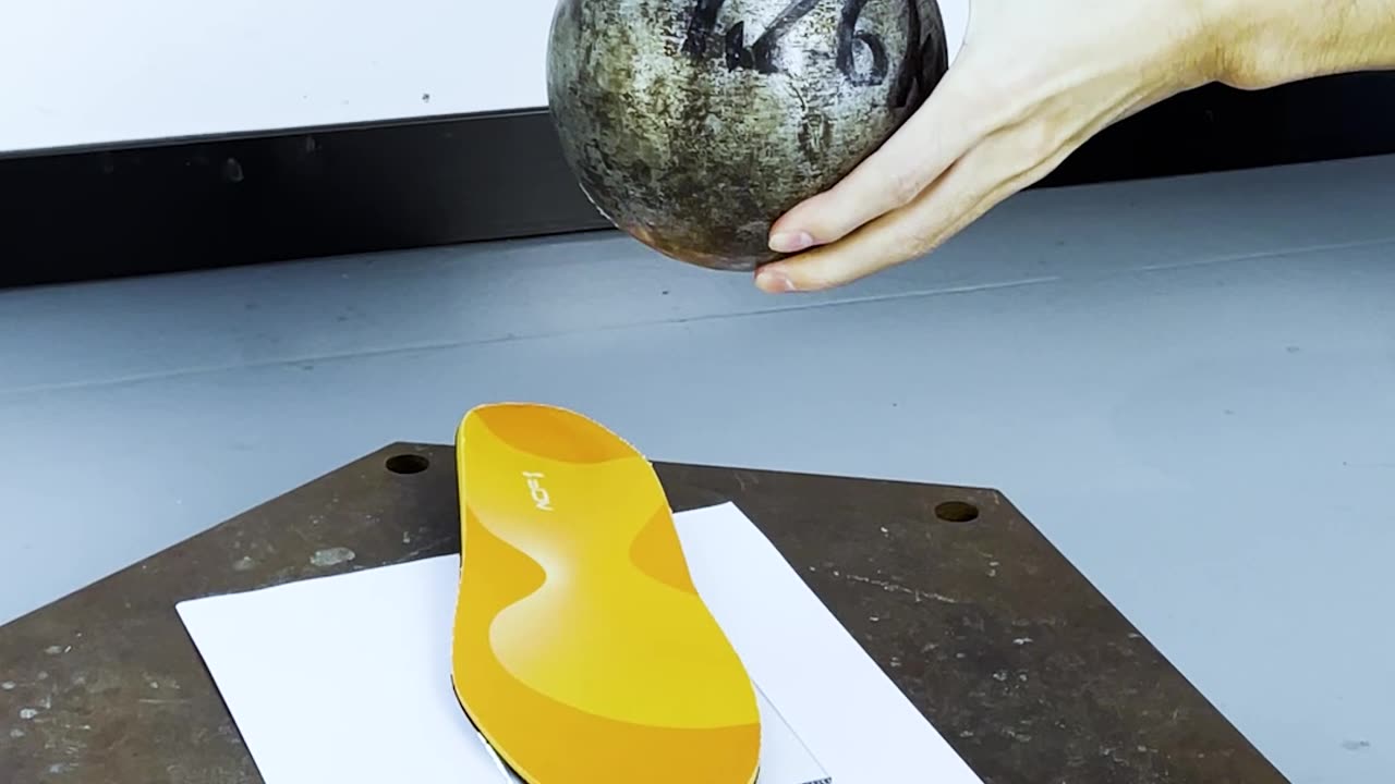 Cushioning and energy absorption test of ACF insoles