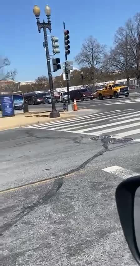 The People's Convoy Rolls on to the Streets of Washington, D.C.