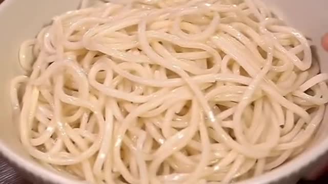 Braised pork noodles