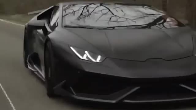 Personally I love this Lamborghini😍⚫️