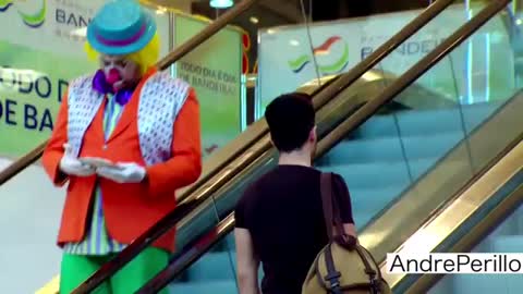 Clown funny prank