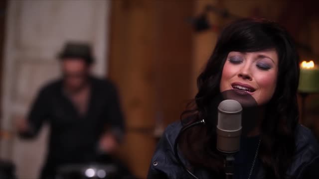 Kari Jobe - Find You On My Knees