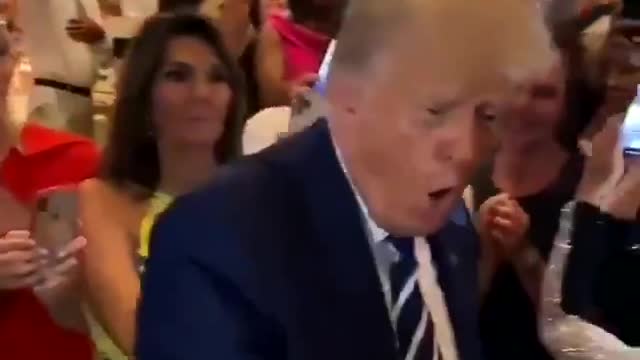 President Trump's Assistant Tweets Video of Him Being Met With DEAFENING Applause at Club