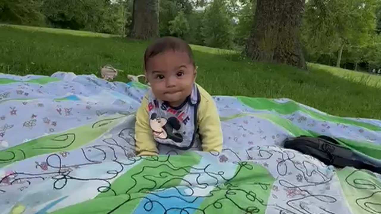 Play ground baby playing pinknick day