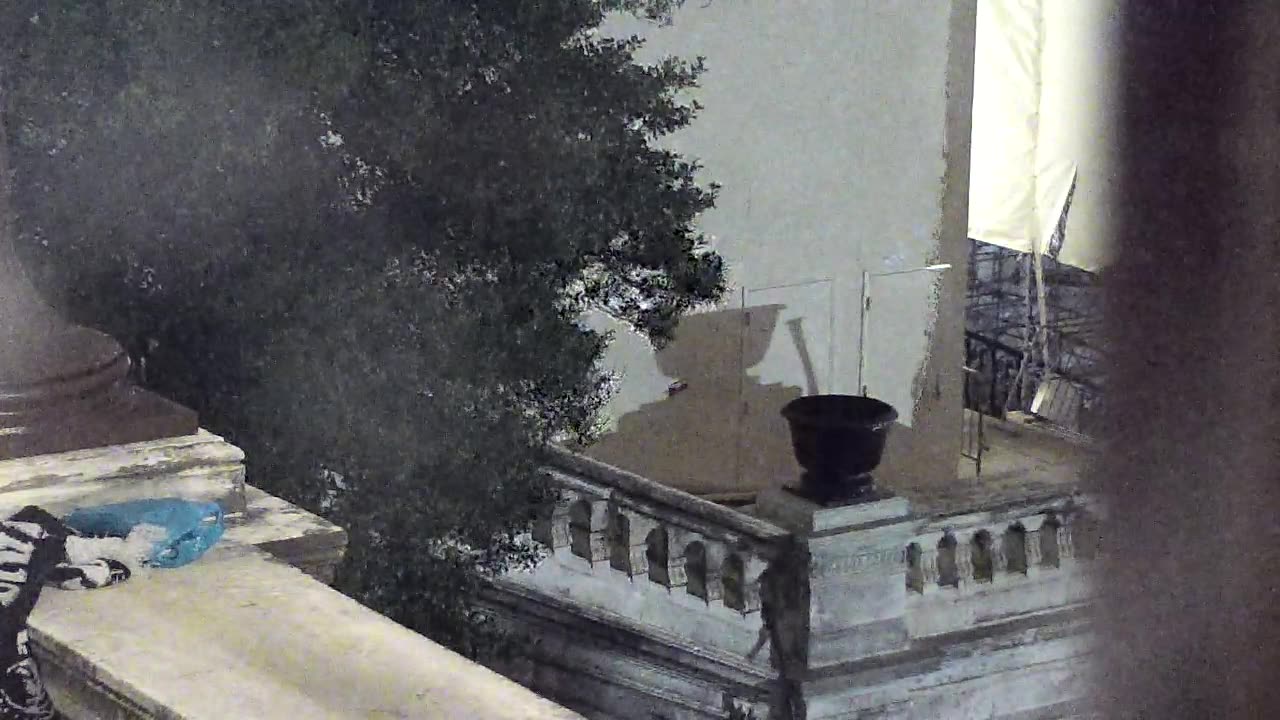 Camera0925USCG00UpperTerraceWest_2021-01-06_Starting_at_18h14min27s950ms.mp4
