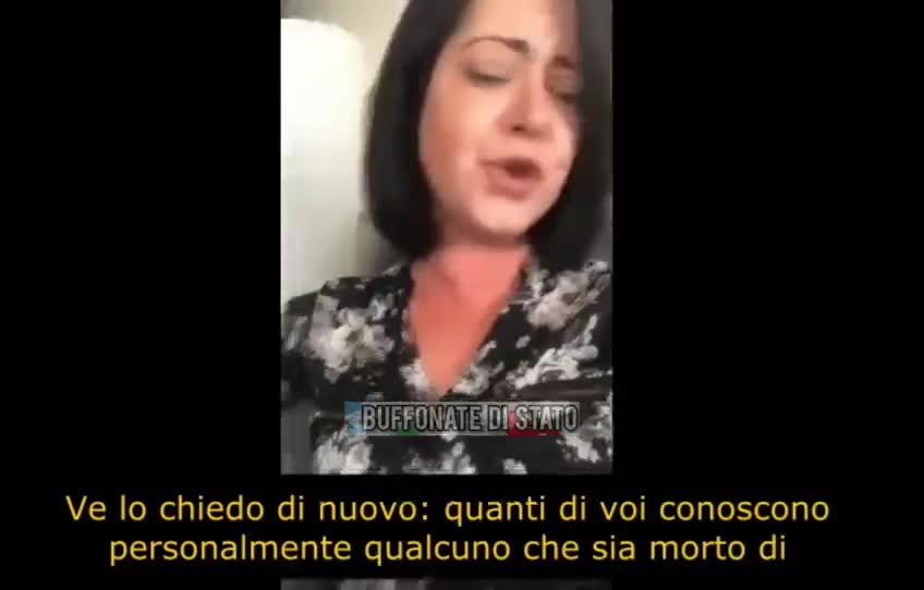 Bimba 13 anni si vaccina perchè voleva giocare a calcio, in ospedale con infarti multipli