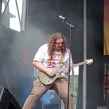 Max Blount (Hedonistas) - LIVE @ 420Fest (Short)