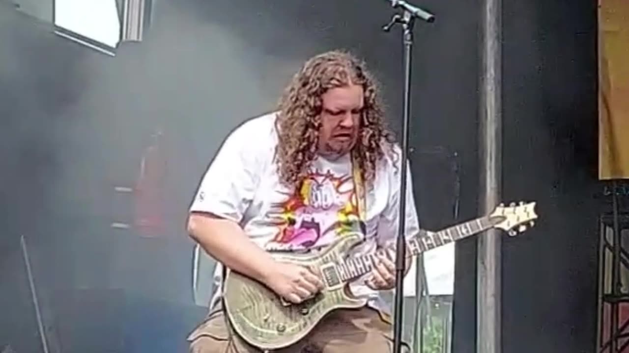 Max Blount (Hedonistas) - LIVE @ 420Fest (Short)