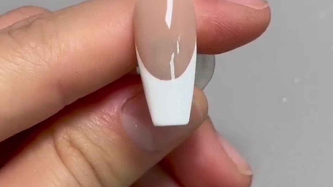 Aprende a fazer a unhas decoradas