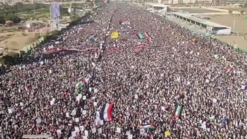Large protest in Yemen after US/UK airstrikes.