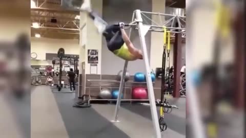 funny gym faild lol haahahha