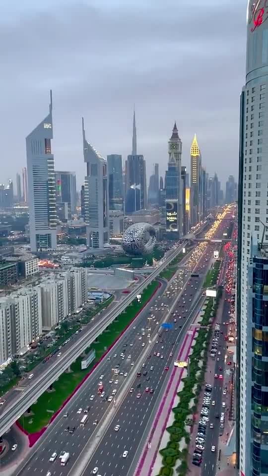 Beautiful view of Dubai.Top 10 T.v