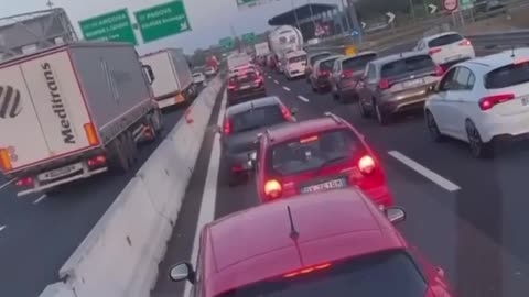 LOTTARE PER UN ITALIA LIBERA, UN MONDO LIBERO