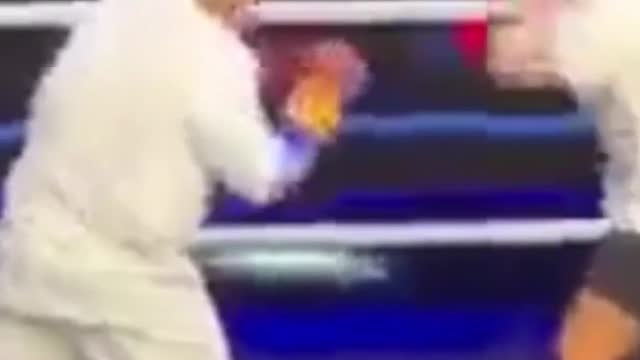 Kim Jung Kook Accidentally Punch by Manny Pacman Pacquiao