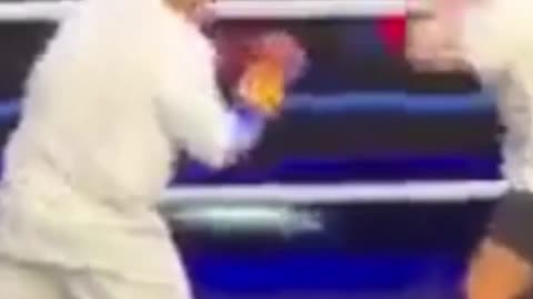 Kim Jung Kook Accidentally Punch by Manny Pacman Pacquiao