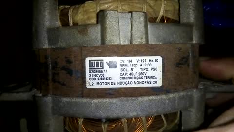 Motor de indução monofasica WEG 1_4, 127V, 1620RPM, 3A, 45UF_250V.