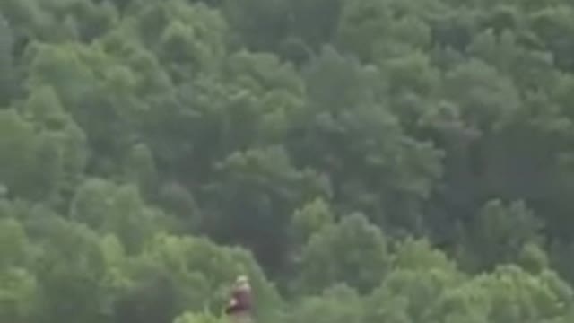 Kentucky First Responders Airlift 83-Year-Old Woman From Devastating Floods!!