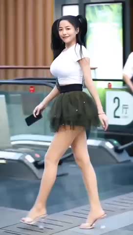 Asian girl on shorts | echoo ❣️