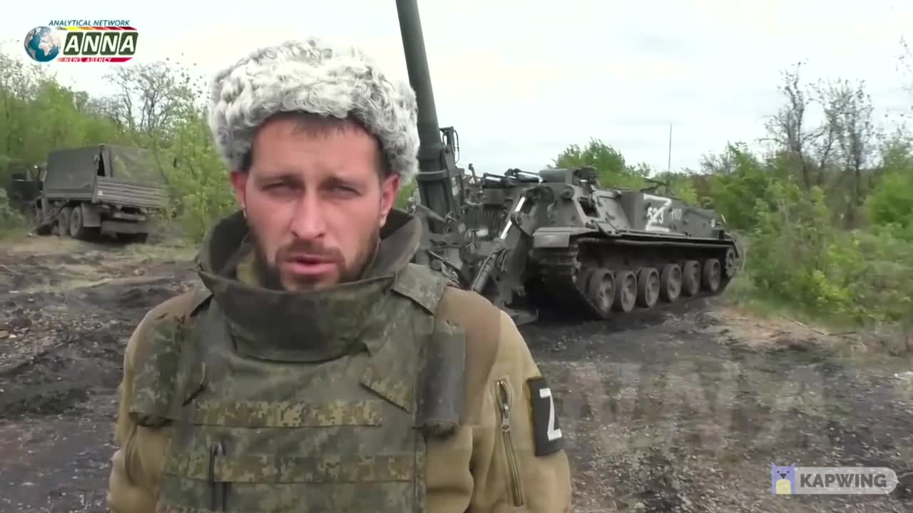 Support the operation heavy 240 mm self-propelled mortars Tulip