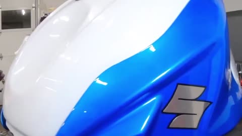 Rebuild Wrecked GSXR750 Aftermarket Motorcycle Fairings with Auctmarts!