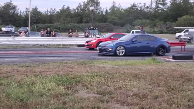 2015 Hyundai Genesis Coupe Vs. Older Genesis Coupe 1/4 Mile Drag Race