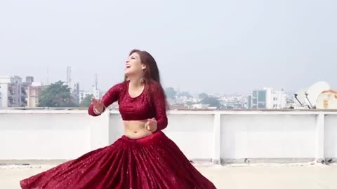 Cute girl beautiful dance /Indian dance