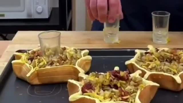 make pizza