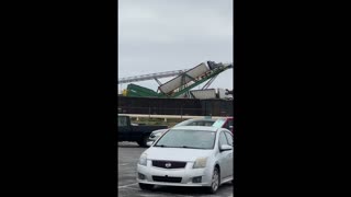 How Paper Mills Empty Wood Chip Trucks