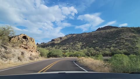 Road going to canyon lake AZ