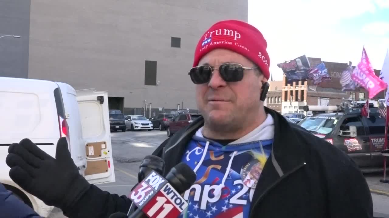 Trump supporter hopes 'M-A-G-A' dance gets crowd fired up