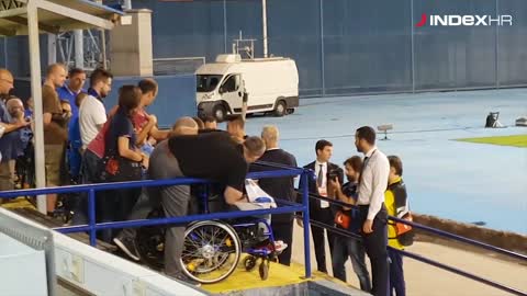 Lijepa gesta igrača Fenera prije utakmice s Dinamom