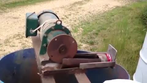 Amazing can crushing machine 😄