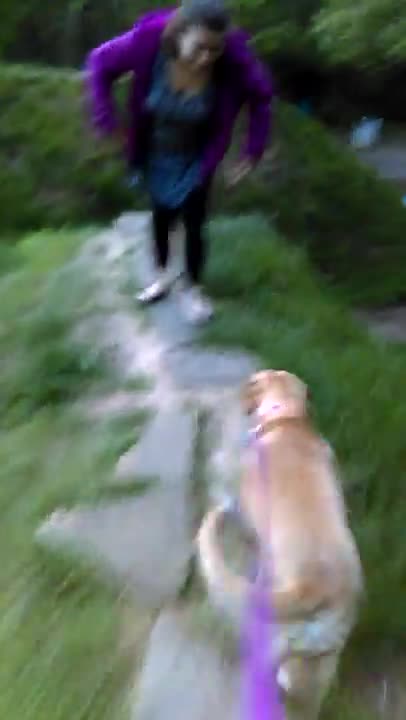 Elsa running the mound