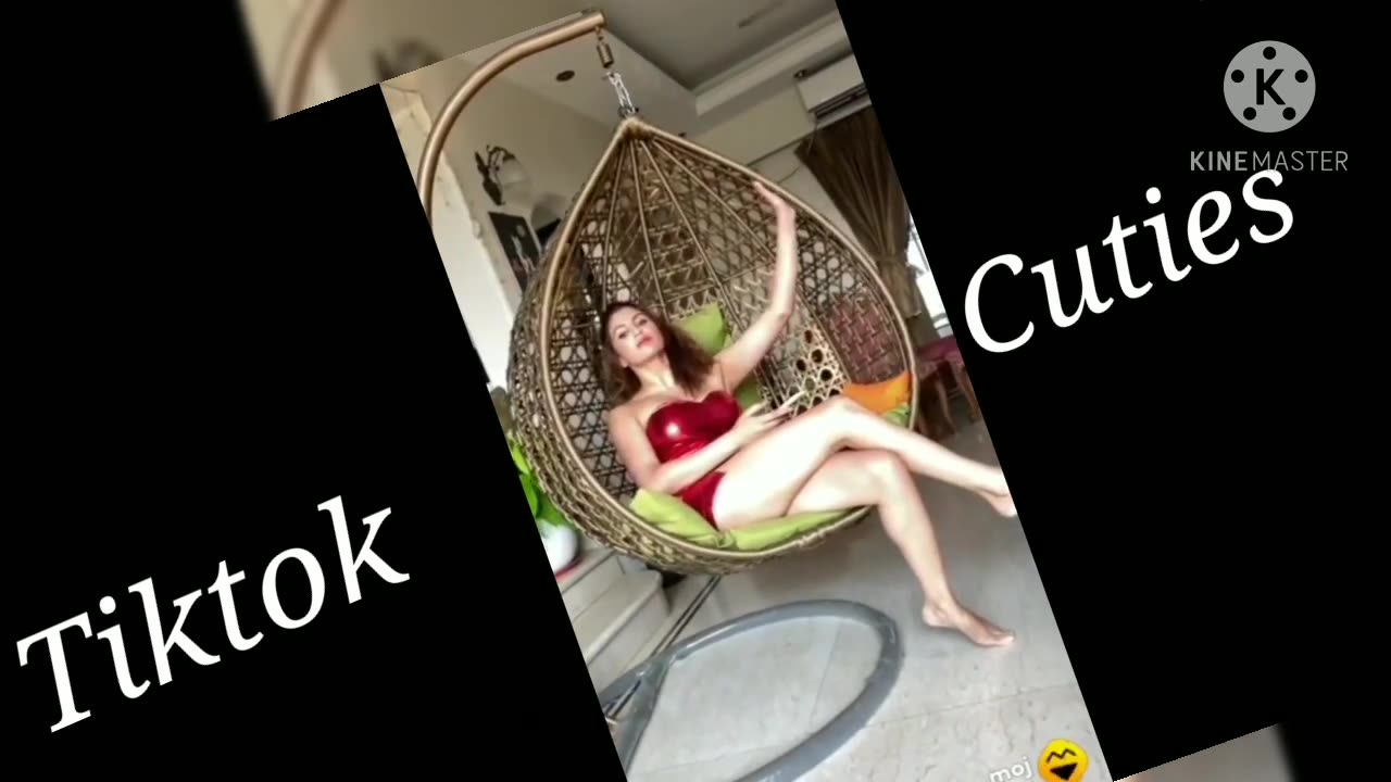 Watch a Hot and sexy tiktok girls video with cute smile