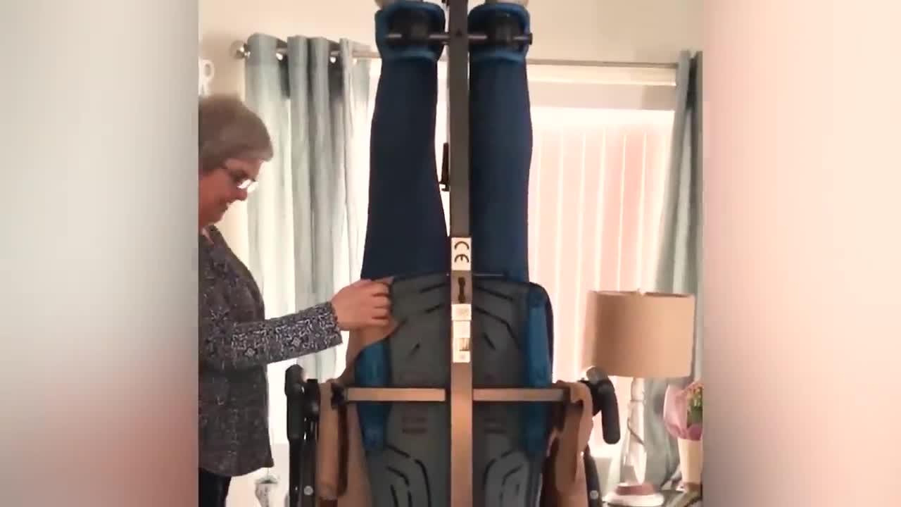 Scare pranks that funny and amazing