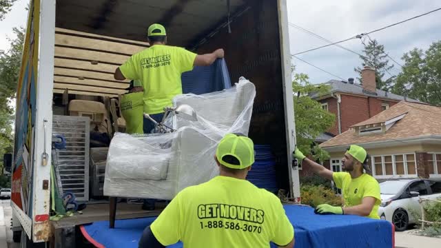 Get Movers Oakville ON | 647-499-1080