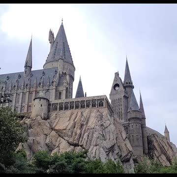 From Print To IRL: Hogwarts Is My Home #harrypotter #wizardingworldofharrypotter #universalstudios