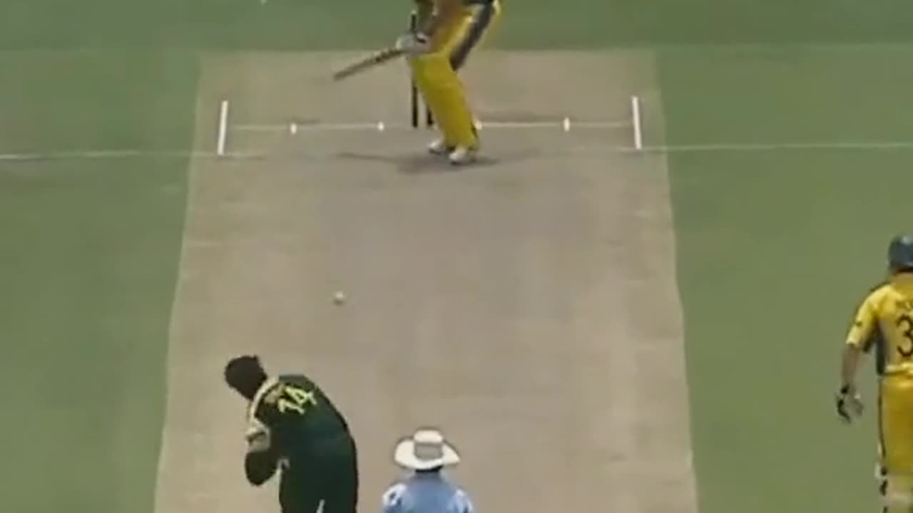 Shoaib Akhtar fast Bouncer 😈 #cricket #virls