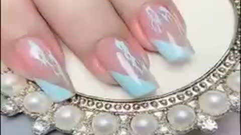 Delicate gel nails