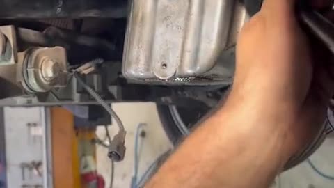 Disassembly of automobile chassis parts