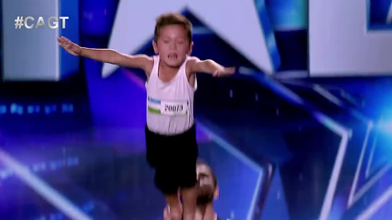 🤠HE TORTURES THE CHILD?! HE DOES NOT FEEL PAIN! The Uzbeks plunged the hall into a SHOCK!