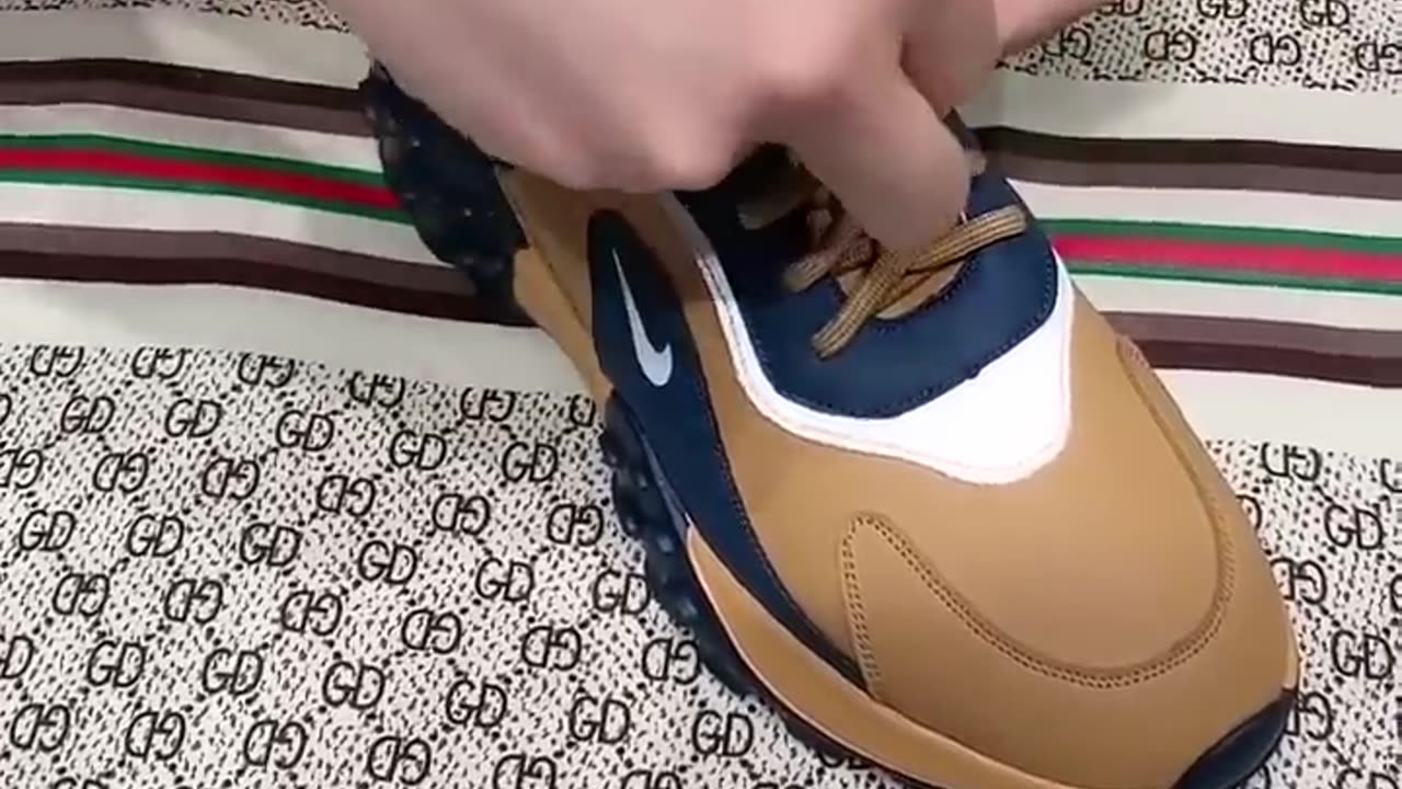 "👟 Trending Now: Master the Art of Shoe-Lace Tying with These Easy Techniques! 👟"