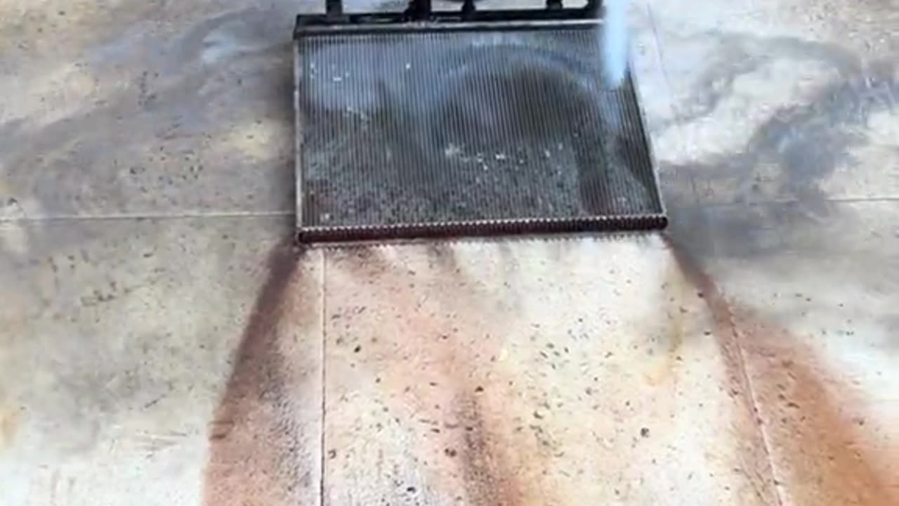 Washing / cleaning car radiator