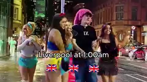 Night life in the streets of Liverpool