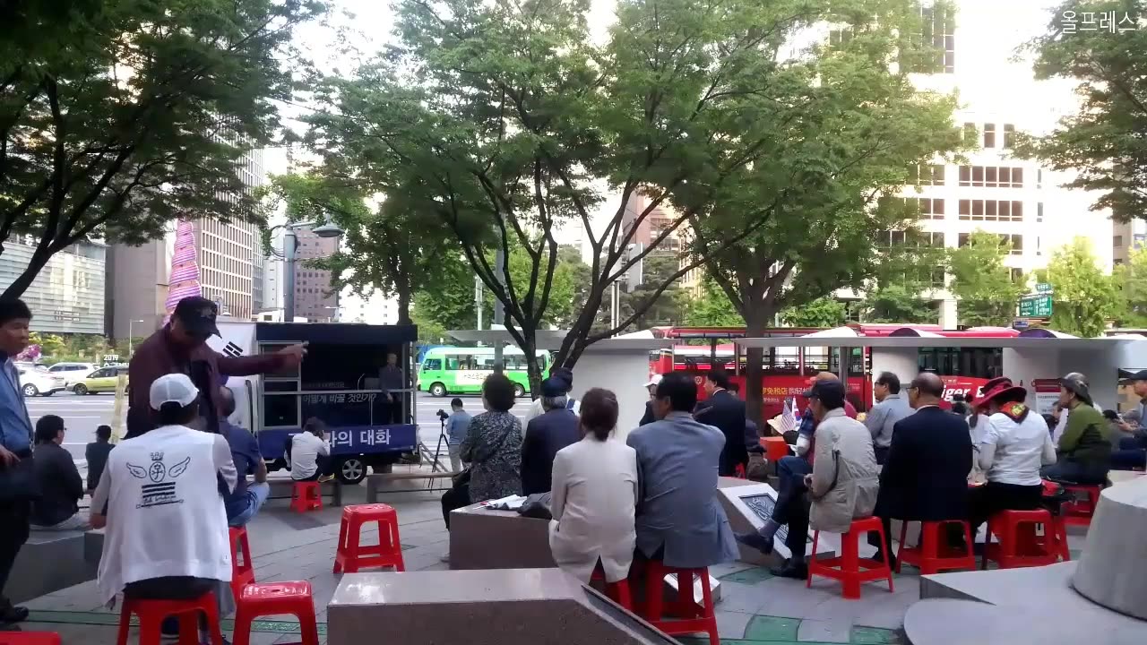 20190608_V3_S01(mZj-bAXC9Dc)민주화운동의 대부가 보는 촛불정권은 구제불능의 최악!