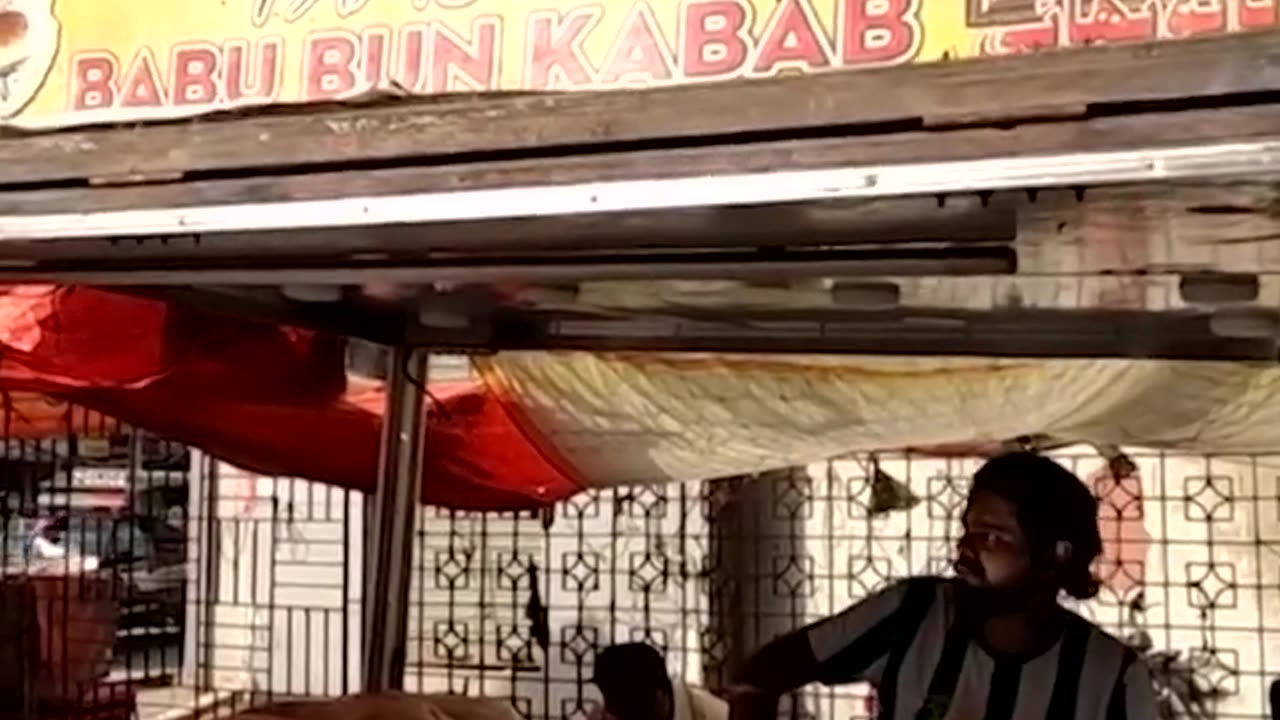 74 years old delicious Babu Bun Kabab | METAFOOD