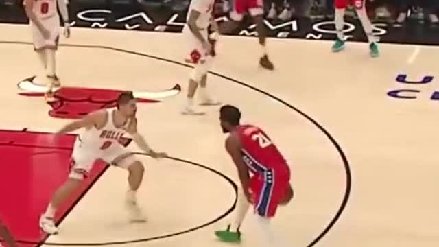 Lonzo Ball vs Joel Embiid 🤯💯🏀 #fypシ #sports #foryou #basketball #foryoupage