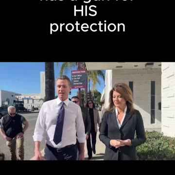 Newson Criticizing Second Amendment While Surrounded By Armed Guards