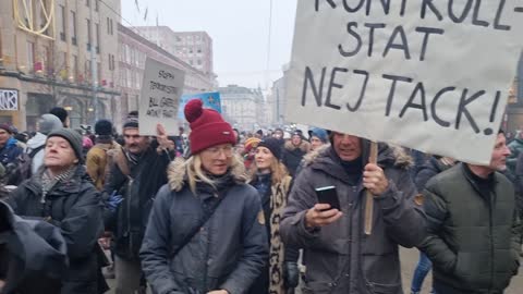 SWEDISH CITIZENS HAVE HAD ENOUGH. 5000 TAKES TO THE STREET TO PROTEST