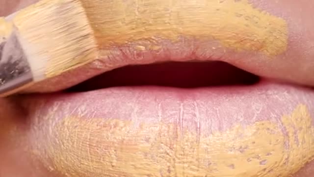 Here's how to do perfect Korean lips! 👄Modèle